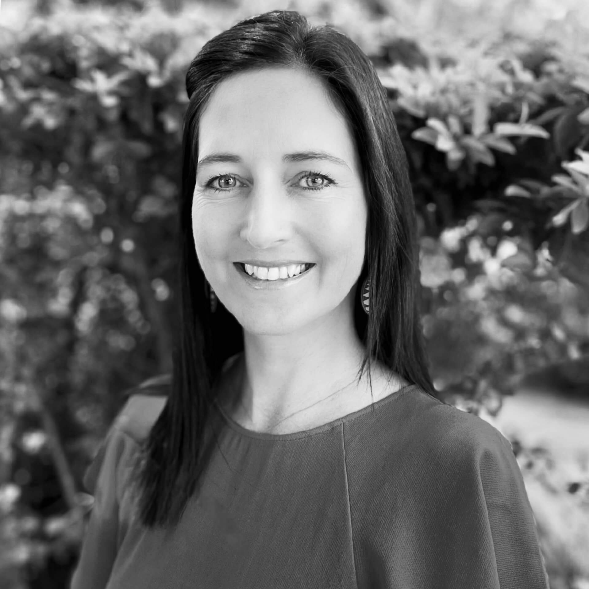 Lucy-Cooke-2_BW_SQ_rs Lucy-Cooke-2_BW_SQ_rs