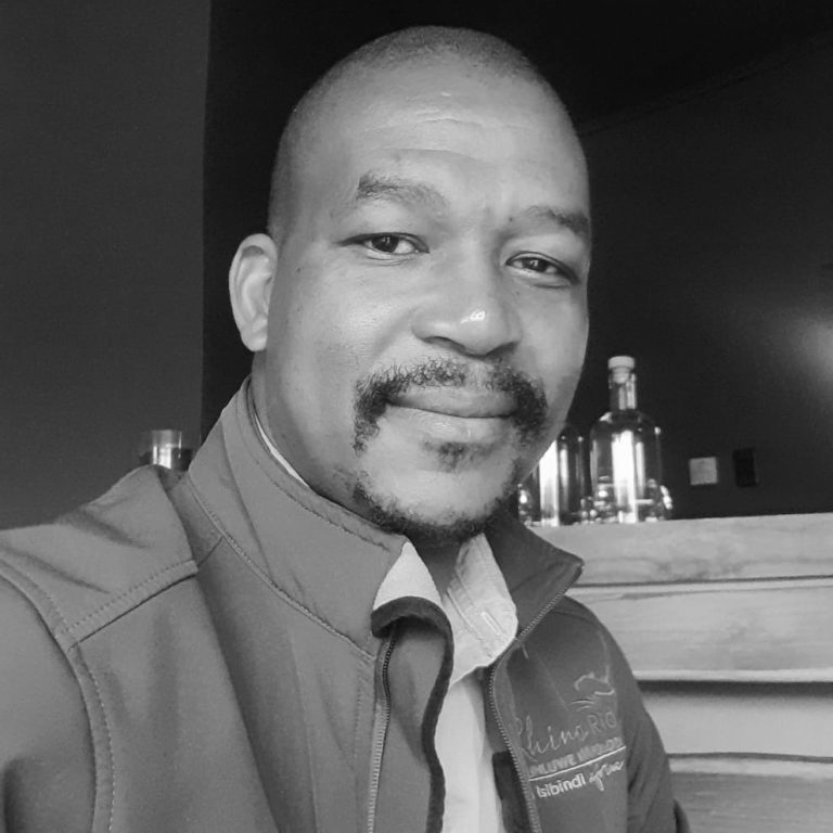 Mandla B&W