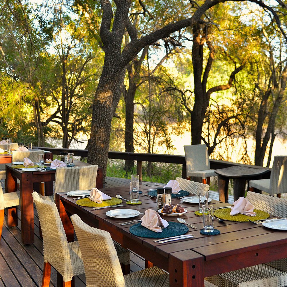 RHINO-POST-SAFARI-LODGE-PKP-14-circle RHINO-POST-SAFARI-LODGE-PKP-14-circle